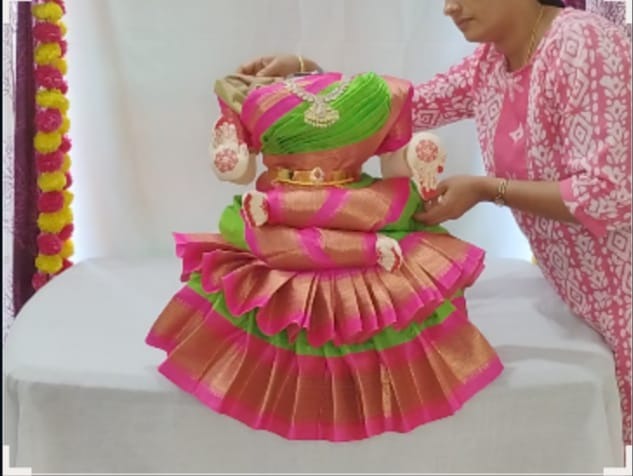 Shubha — Traditional Saree Art Master | ಶುಭ — ಸಾಂಪ್ರದಾಯಿಕ ಸೀರೆ ಕಲಾವಿದೆ